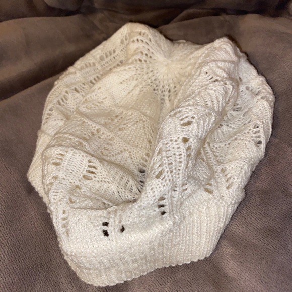 Forever 21 Accessories - Loose Knit Beanie